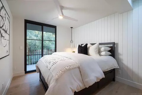 Bedroom - 4954 Sun Valley Rd, Del Mar, CA 92014 photo 2 of 4