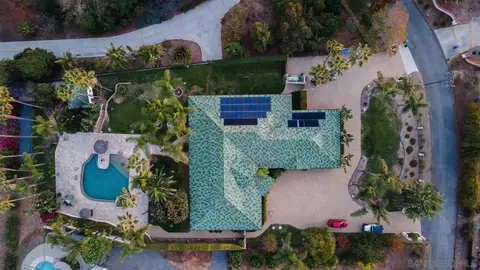 View/Area - 3128 Los Verdes Dr, Fallbrook, CA 92028 photo 1 of 5