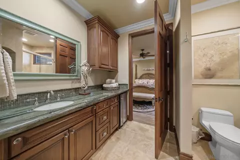 Bath - 3128 Los Verdes Dr, Fallbrook, CA 92028 photo 5 of 5