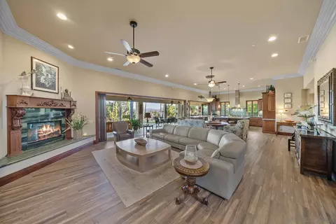 Living - 3128 Los Verdes Dr, Fallbrook, CA 92028 photo 5 of 5