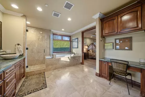 Bath - 3128 Los Verdes Dr, Fallbrook, CA 92028 photo 3 of 5