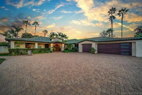 Exterior - 3128 Los Verdes Dr, Fallbrook, CA 92028 photo 3 of 15