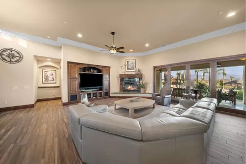 Living - 3128 Los Verdes Dr, Fallbrook, CA 92028 photo 3 of 5