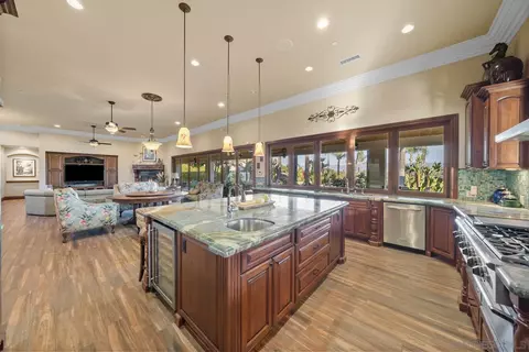 Kitchen - 3128 Los Verdes Dr, Fallbrook, CA 92028 photo 2 of 7