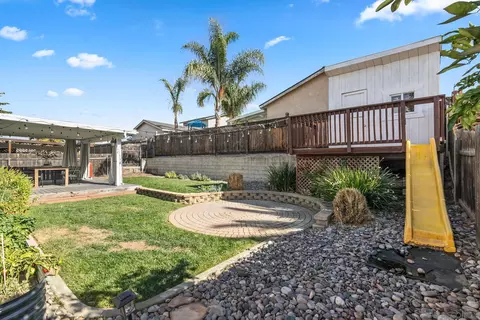 Exterior - 845 Waterloo Ave, El Cajon, CA 92019 photo 4 of 5
