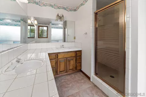 40781 Via De La Roca, Fallbrook, CA 92028 photo 19