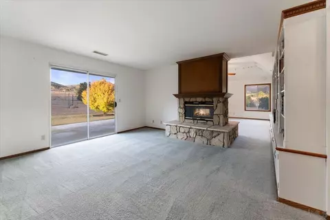 40781 Via De La Roca, Fallbrook, CA 92028 photo 11