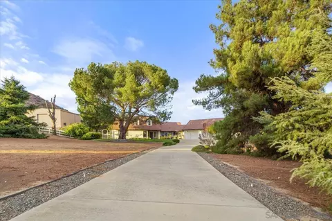 40781 Via De La Roca, Fallbrook, CA 92028 photo 41