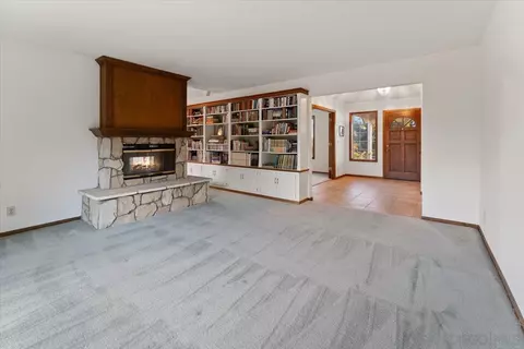 40781 Via De La Roca, Fallbrook, CA 92028 photo 12