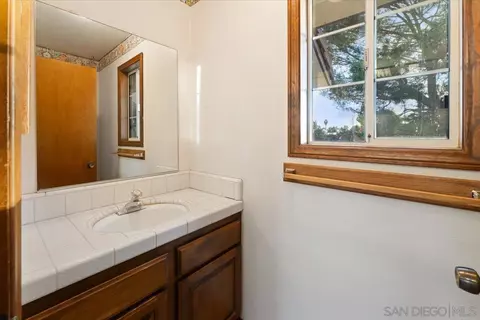 40781 Via De La Roca, Fallbrook, CA 92028 photo 30