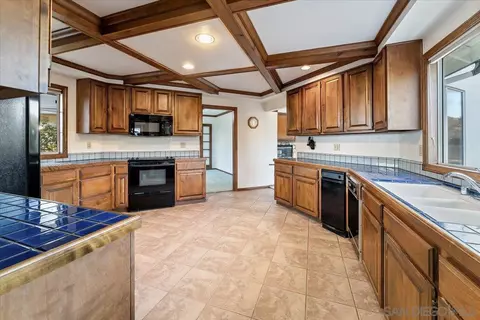 40781 Via De La Roca, Fallbrook, CA 92028 photo 7