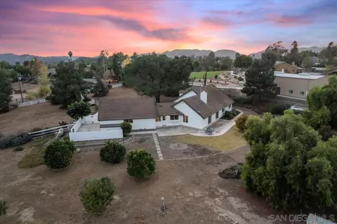40781 Via De La Roca, Fallbrook, CA 92028 photo 37