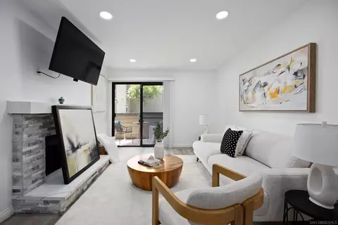 Living - 1483 Broadway #N, El Cajon, CA 92021 photo 2 of 4