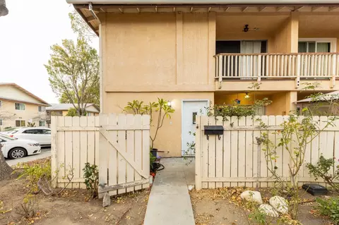 8030 Canby # 1, Reseda, CA 91335