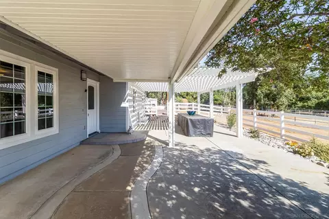 2348 Villa Zapata, Alpine, CA 91901 photo 32