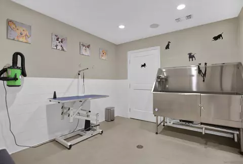 9263 Regents Rd #B202, La Jolla, CA 92037 photo 33