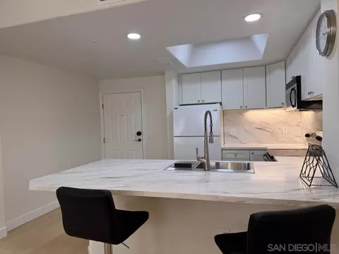 9263 Regents Rd #B202, La Jolla, CA 92037 photo 8