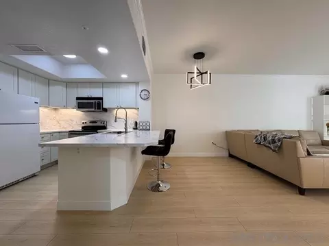 9263 Regents Rd #B202, La Jolla, CA 92037 photo 6