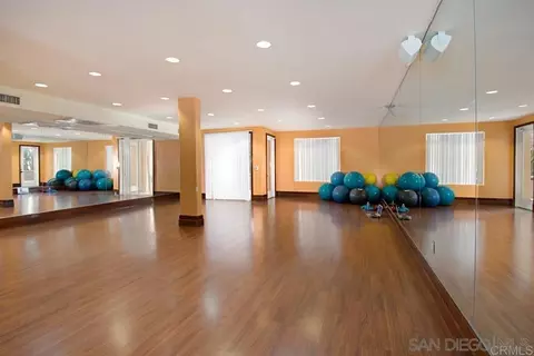 9263 Regents Rd #B202, La Jolla, CA 92037 photo 30