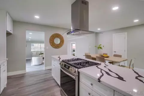 6209 Stanley Dr, La Mesa, CA 91942 photo 8