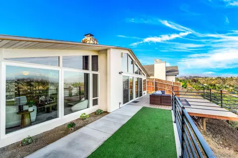 5633 Soledad Mountain Rd, San Diego, CA 92037 photo 43