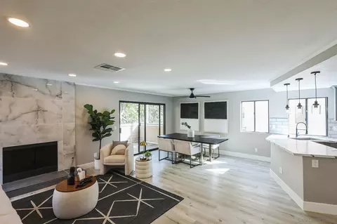 9260 Towne Centre Dr #27, San Diego, CA 92121