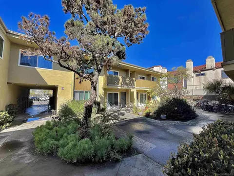 929-931 E Ave, Coronado, CA 92118 photo 3