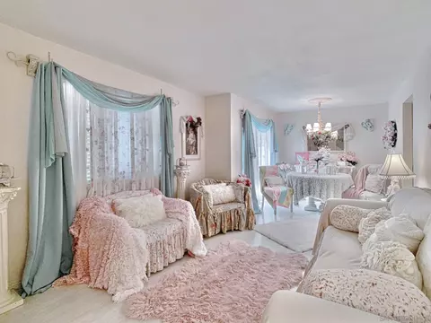 Living - 2239 Ledgeview Ln, Spring Valley, CA 91977 photo 1 of 4