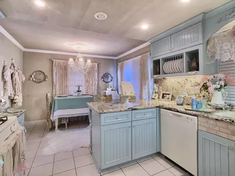 Kitchen - 2239 Ledgeview Ln, Spring Valley, CA 91977 photo 1 of 6