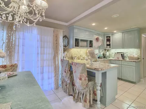 Kitchen - 2239 Ledgeview Ln, Spring Valley, CA 91977 photo 2 of 6
