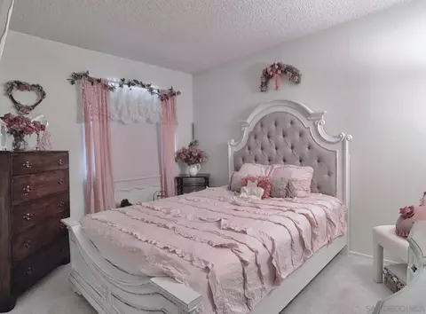 Bedroom - 2239 Ledgeview Ln, Spring Valley, CA 91977 photo 4 of 5