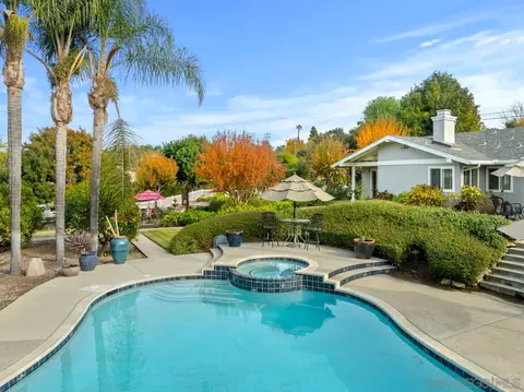 Exterior - 1346 El Nido Dr, Fallbrook, CA 92028 photo 23 of 32