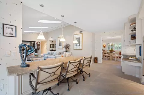 Dining - 1346 El Nido Dr, Fallbrook, CA 92028 photo 2 of 2