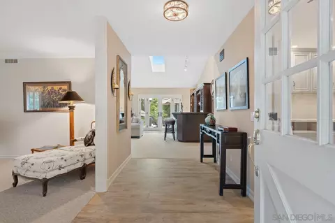 Entry Way - 1346 El Nido Dr, Fallbrook, CA 92028 photo 2 of 2