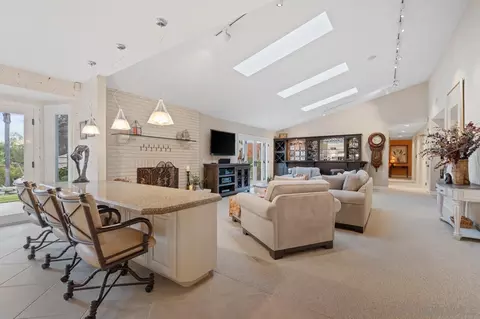 Living - 1346 El Nido Dr, Fallbrook, CA 92028 photo 7 of 7