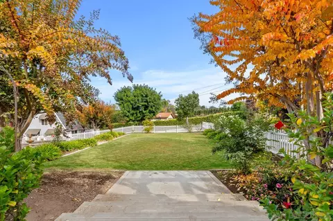 Exterior - 1346 El Nido Dr, Fallbrook, CA 92028 photo 13 of 32