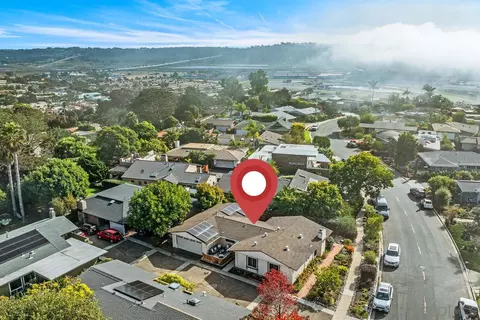 View/Area - 708 E Solana Cir, Solana Beach, CA 92075 photo 7 of 14