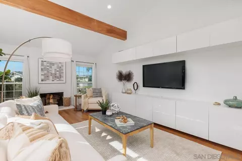 Living - 708 E Solana Cir, Solana Beach, CA 92075 photo 1 of 2