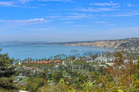View/Area - 7872 Lookout Dr, La Jolla, CA 92037 photo 4 of 10