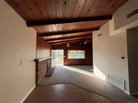 Living - 10011 Tamil Rd, Lakeside, CA 92040 photo 2 of 3