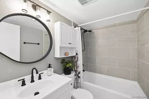 Bath - 10784 Tamar Ter #A, Santee, CA 92071 photo 3 of 3