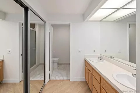 Bath - 4701 Date Ave #123, La Mesa, CA 91942 photo 2 of 3