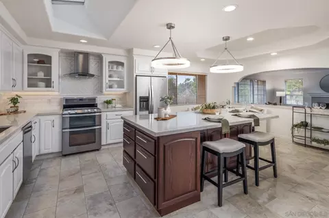 1267 Laura Ln, Escondido, CA 92025 photo 12