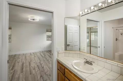 1267 Laura Ln, Escondido, CA 92025 photo 38