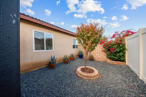 Exterior - 33101 Big Range Dr, Winchester, CA 92596 photo 5 of 18