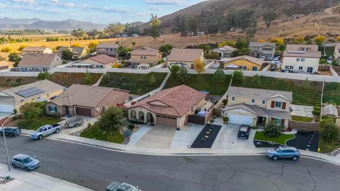 View/Area - 33101 Big Range Dr, Winchester, CA 92596 photo 1 of 16