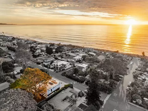 931 Stratford Ct, Del Mar, CA 92014
