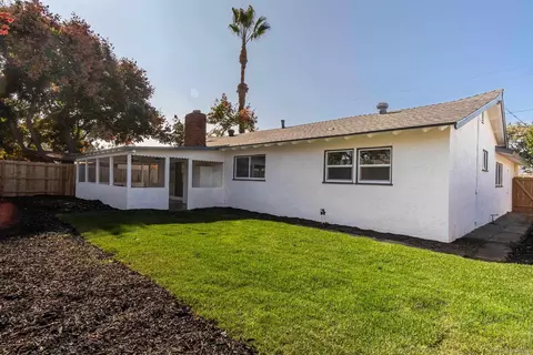 Exterior - 13007 Berlin St, Poway, CA 92064 photo 4 of 5