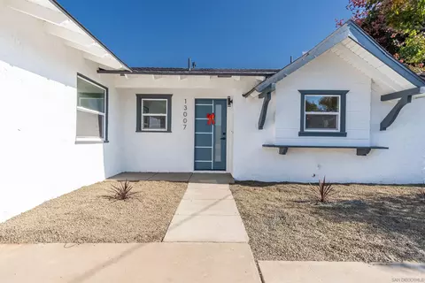 Exterior - 13007 Berlin St, Poway, CA 92064 photo 5 of 5
