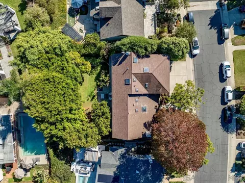 View/Area - 8695 Cliffridge, La Jolla, CA 92037 photo 4 of 4